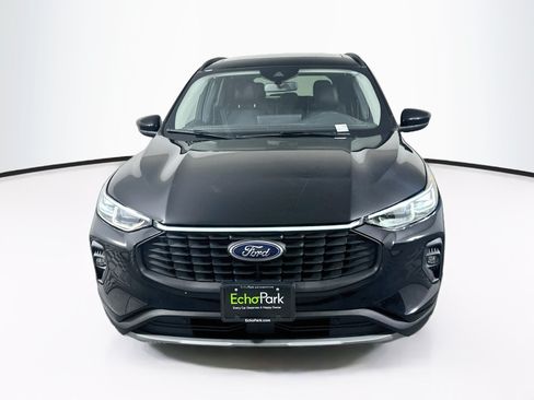 Used 2025 Ford Escape Platinum AWD/4WD image 2