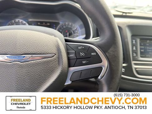 Used 2015 Chrysler 200 Limited w/ Convenience Group FWD image 28