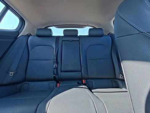 Used 2019 Kia Stinger Premium RWD image 31