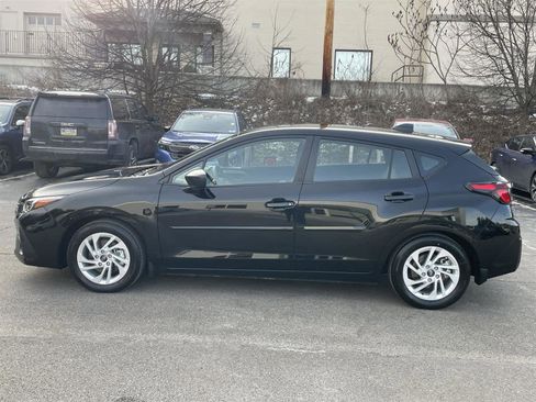 Used 2025 Subaru Impreza 2.0i image 2