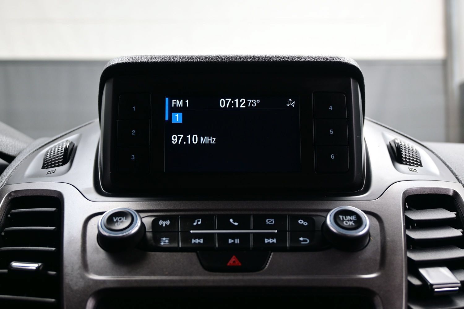 Used 2022 Ford Transit Connect XL FWD image 19