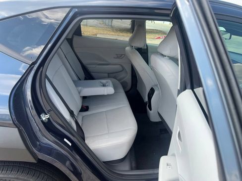 Used 2024 Hyundai Kona SEL AWD/4WD image 17
