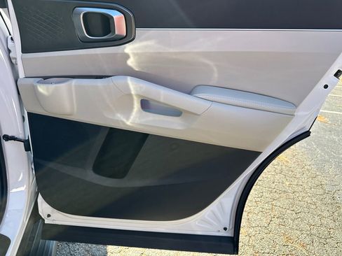 New 2026 Kia Sorento S AWD/4WD image 16