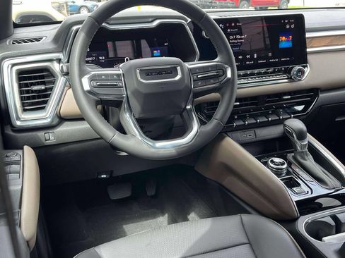 Certified 2023 GMC Canyon Denali AWD/4WD image 12