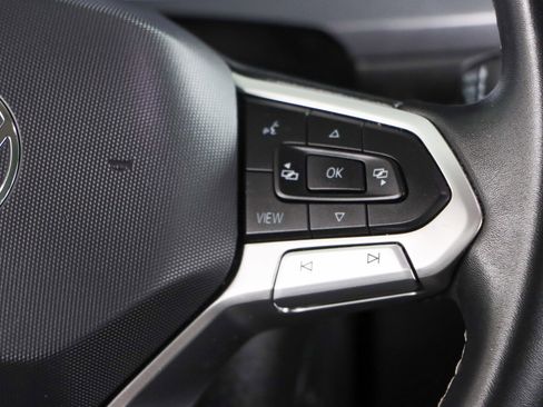 Used 2022 Volkswagen Tiguan SE AWD/4WD image 14