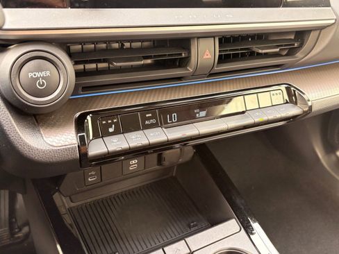 Used 2024 Toyota Prius XLE image 16