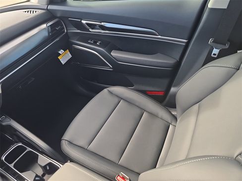 New 2025 Kia Telluride S image 15