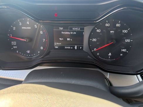 Used 2024 Chevrolet Trax LS w/ LS Convenience Package FWD image 21