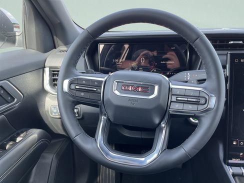 New 2026 GMC Terrain Elevation w/ Technology Package II AWD/4WD image 15