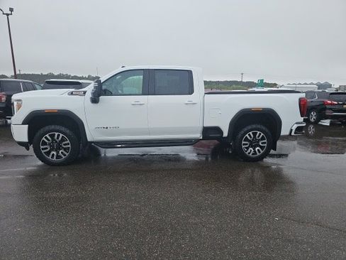 Used 2023 GMC Sierra 3500 AT4 w/ AT4 Premium Plus Package image 2