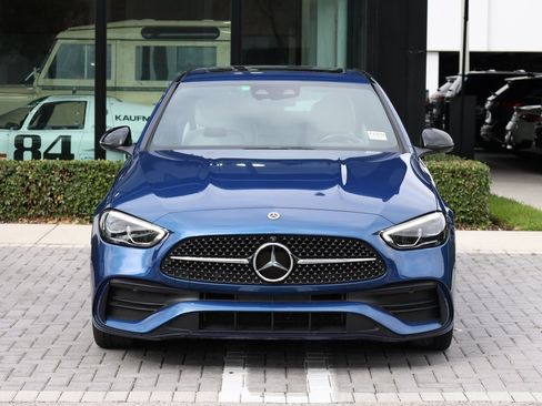 Used 2023 Mercedes-Benz C 300 Sedan image 3