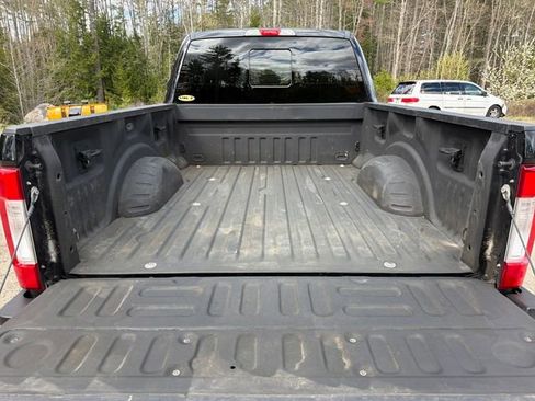 Used 2019 Ford F250 XLT w/ XLT Premium Package AWD/4WD image 27