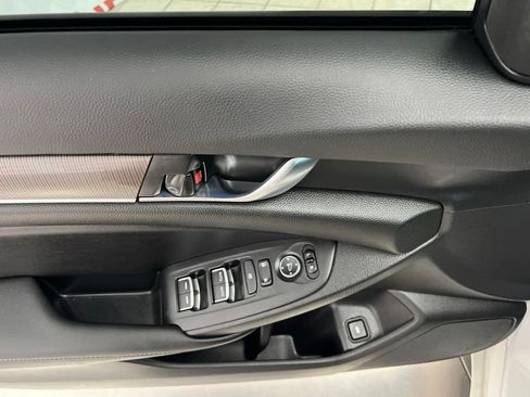 Used 2022 Honda Accord Sport image 19