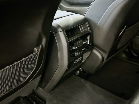 Used 2023 Jeep Grand Cherokee Altitude AWD/4WD image 28