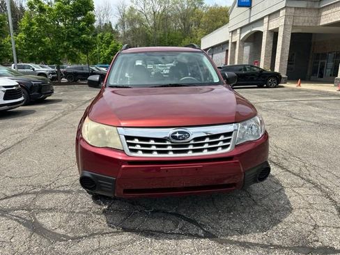 Used 2012 Subaru Forester 2.5X w/ Alloy Wheel Pkg AWD/4WD image 8