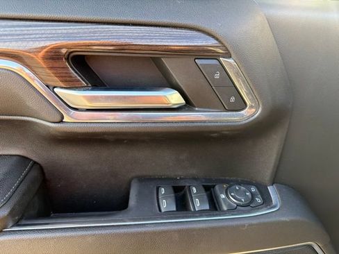 Used 2023 Chevrolet Silverado 1500 LT w/ Protection Package AWD/4WD image 16