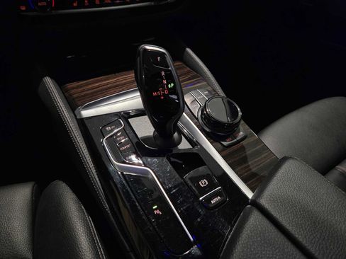Used 2023 BMW 530i xDrive w/ Executive Package AWD/4WD image 33