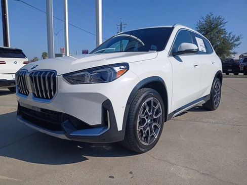 New 2026 BMW X1 xDrive28i w/ Convenience Package AWD/4WD image 3