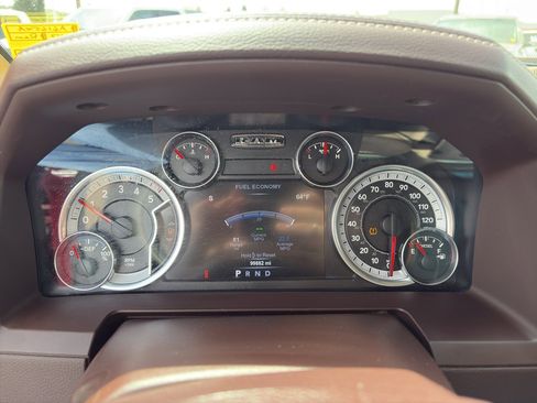 Used 2017 RAM 1500 Laramie w/ Convenience Group AWD/4WD image 12