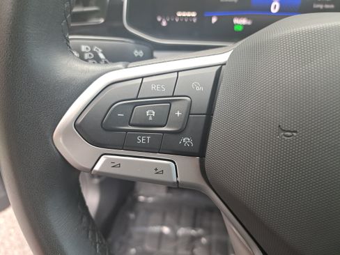 Certified 2026 Volkswagen Jetta SE FWD image 18