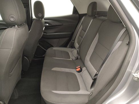 Used 2021 Chevrolet TrailBlazer LS AWD/4WD image 18