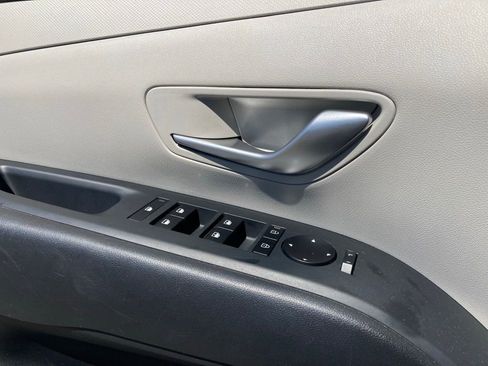 Used 2025 Hyundai Tucson SEL image 11