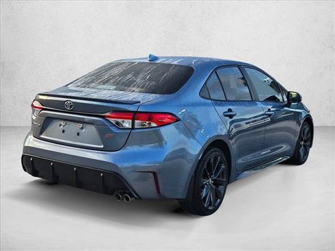 Used 2024 Toyota Corolla SE FWD image 5