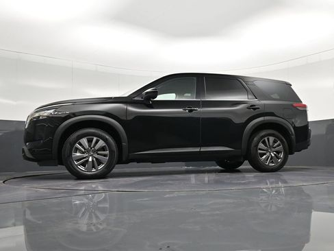 Used 2024 Nissan Pathfinder S image 35