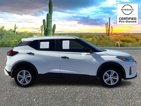 Certified 2025 Nissan Kicks Play S image 6