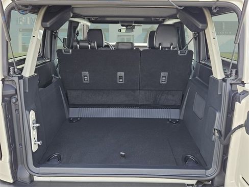 New 2025 Ford Bronco Outer Banks image 7