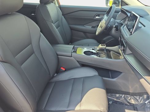 New 2026 Nissan Rogue Dark Armor FWD image 10