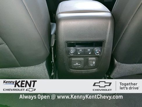 Certified 2023 Buick Enclave Avenir w/ Avenir Technology Package image 16