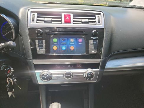 Used 2019 Subaru Outback 2.5i AWD/4WD image 23
