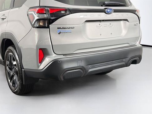 Used 2026 Subaru Forester Limited AWD/4WD image 39