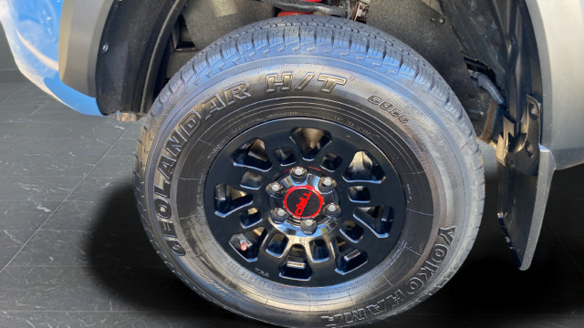 Used 2018 Toyota Tacoma TRD Pro AWD/4WD image 30