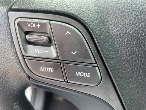 Used 2018 Hyundai Santa Fe Sport image 29