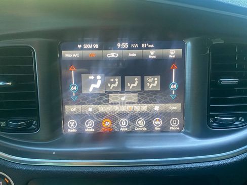 Used 2017 Dodge Charger SXT w/ Blacktop Package RWD image 30