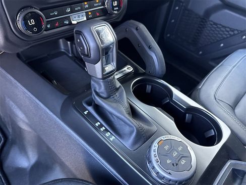 New 2025 Ford Bronco Badlands image 31
