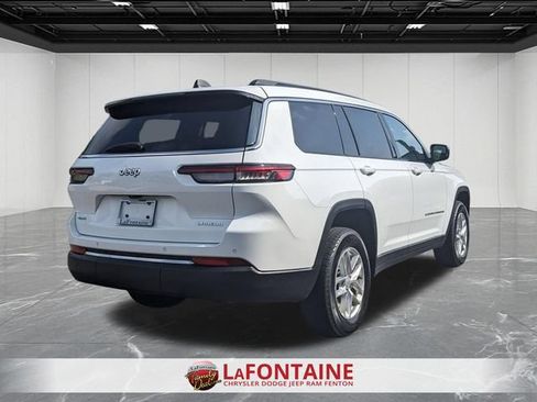 Used 2024 Jeep Grand Cherokee L Laredo w/ Luxury Tech Group I AWD/4WD image 5