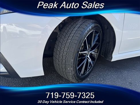 Used 2023 Toyota Camry SE image 9