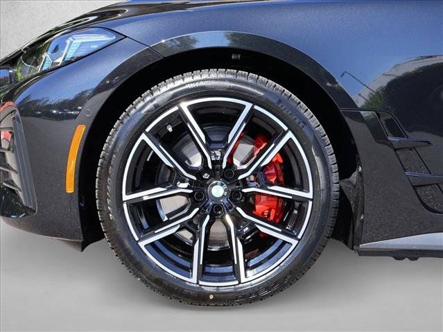 New 2026 BMW i4 xDrive40i w/ M Sport Package AWD/4WD image 10
