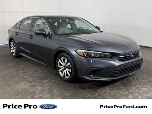 Used 2022 Honda Civic LX image 1