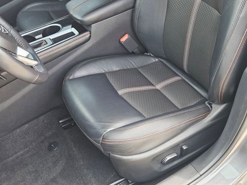 Used 2023 Nissan Altima 2.5 SR FWD image 14