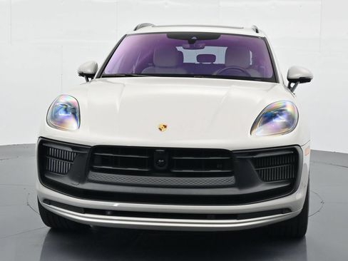Certified 2024 Porsche Macan GTS AWD/4WD image 10
