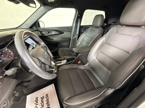 Used 2023 Chevrolet TrailBlazer RS w/ Convenience Package AWD/4WD image 16