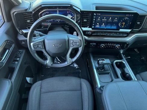 Used 2023 Chevrolet Silverado 1500 RST AWD/4WD image 13