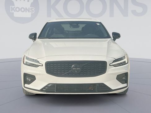 Certified 2024 Volvo S60 B5 Plus w/ Climate Package image 11