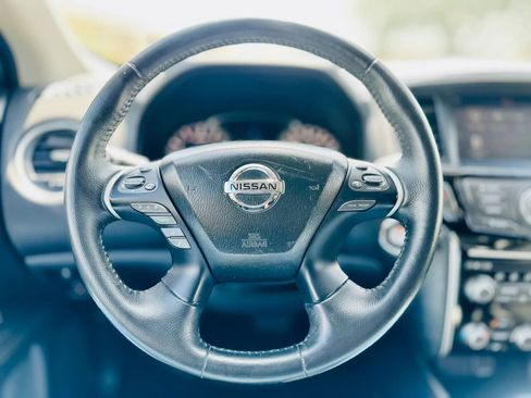 Used 2019 Nissan Pathfinder SV w/ Cargo Package FWD image 14