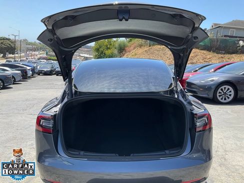Used 2023 Tesla Model 3 Standard Range RWD image 9