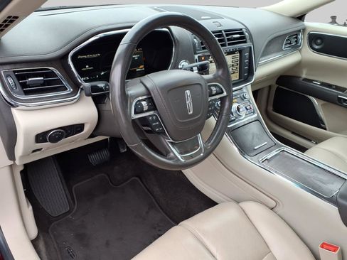 Used 2017 Lincoln Continental Reserve w/ Climate Package image 20